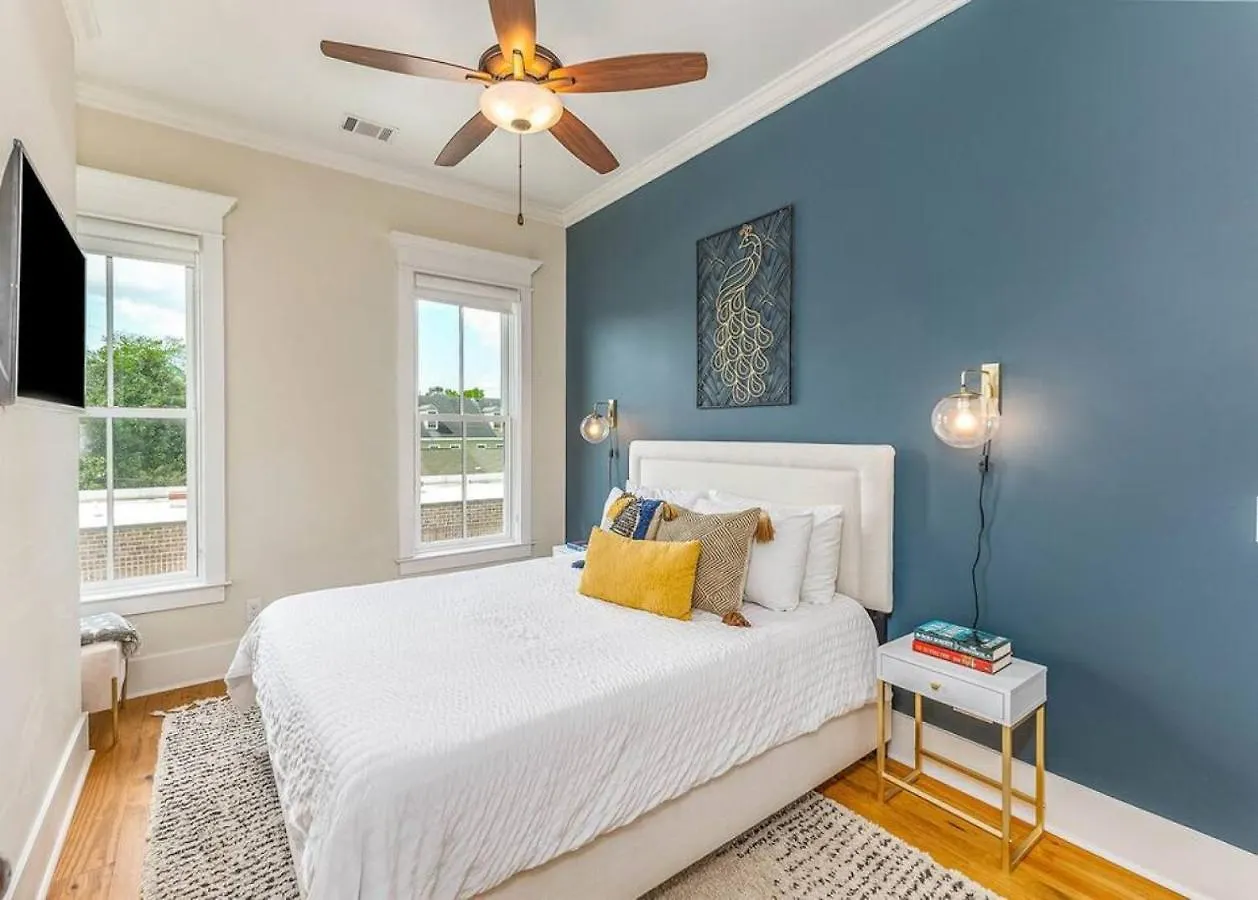 סוואנה 3 Bedroom Magnolia House בית נופש