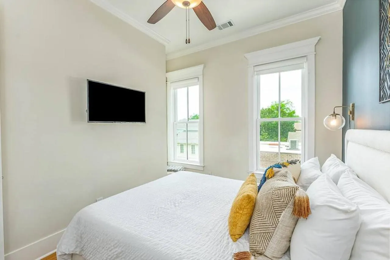 סוואנה 3 Bedroom Magnolia House 0*,