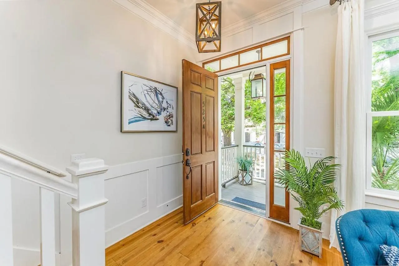 סוואנה 3 Bedroom Magnolia House בית נופש