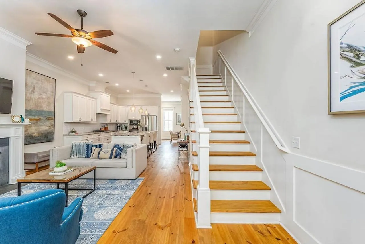 בית נופש סוואנה 3 Bedroom Magnolia House