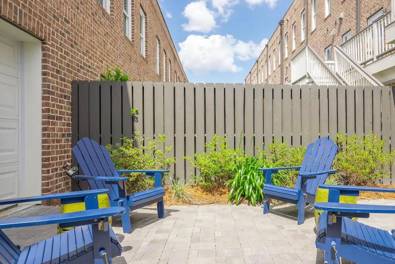 בית נופש סוואנה 3 Bedroom Magnolia House