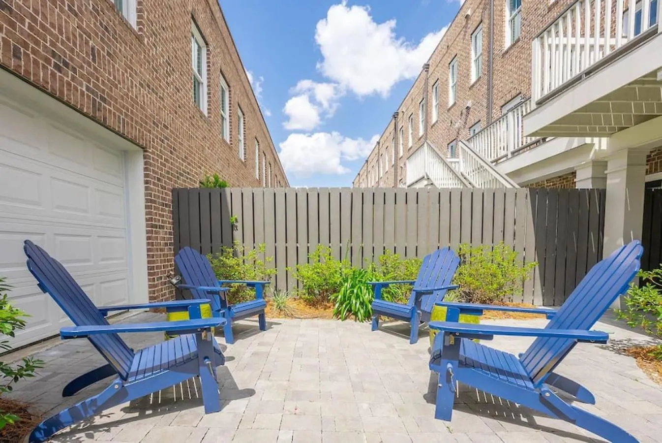 סוואנה 3 Bedroom Magnolia House