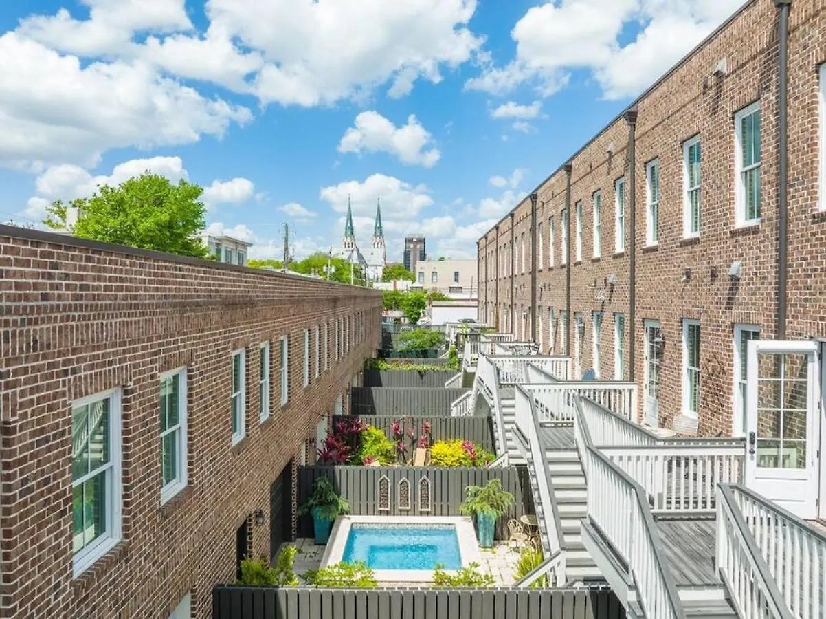 3 Bedroom Magnolia House Savannah